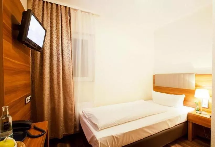 Fotos del hotel Arena Messe Frankfurt:  18