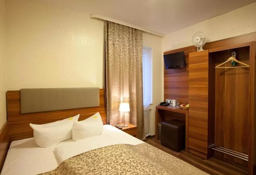 Fotos del hotel Arena Messe Frankfurt:  10