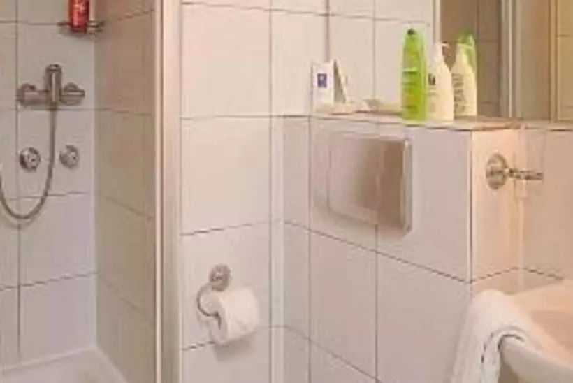 Fotos del hotel Garni Frankfurt:  10