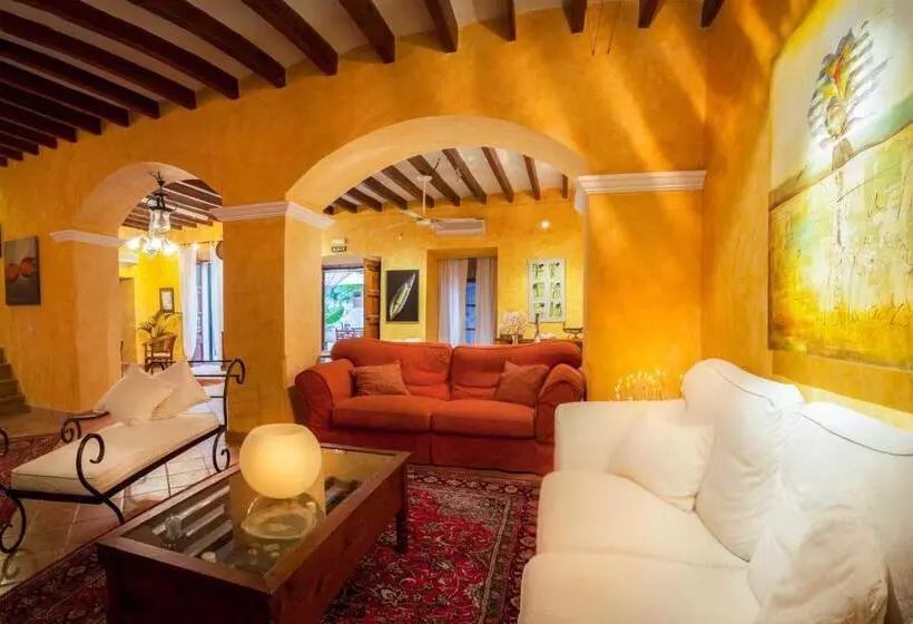 Fotos del hotel Petit  Alaro:  17