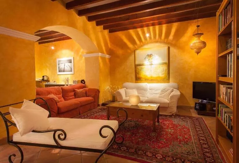 Fotos del hotel Petit  Alaro:  12