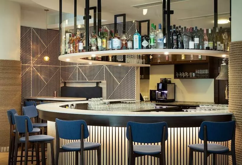 Fotos del hotel Courtyard By Marriott Bremen:  10