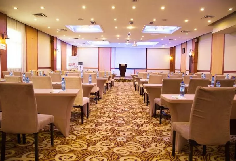 Fotos del hotel Jupiter International Hotel  Cazanchis:  13