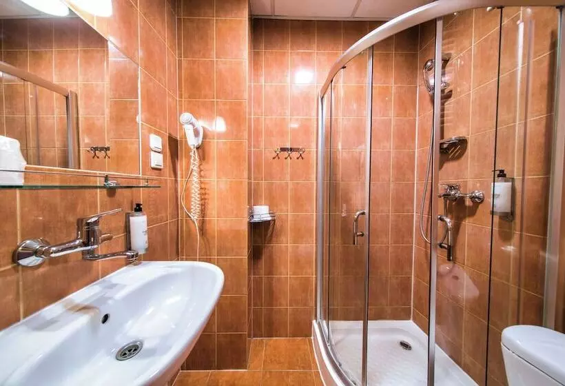 Fotos del hotel Lothus:  11