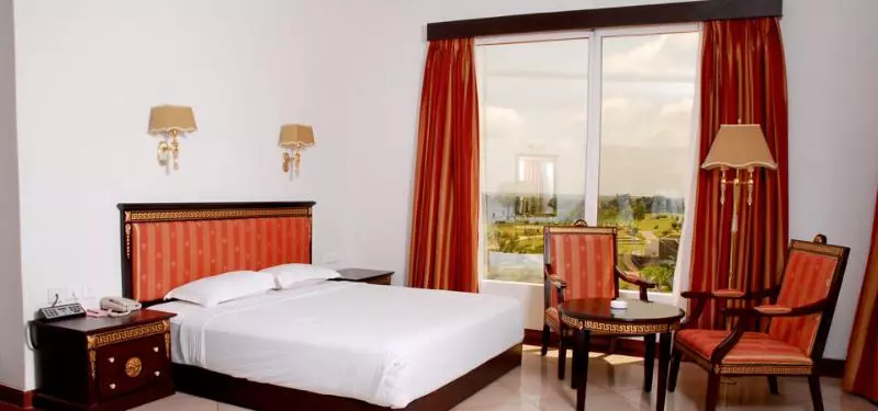 Fotos del hotel Pragati Resorts:  13