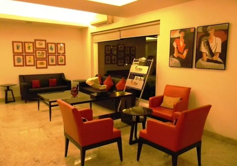 Fotos del hotel Red Fox Hotel East Delhi:  8