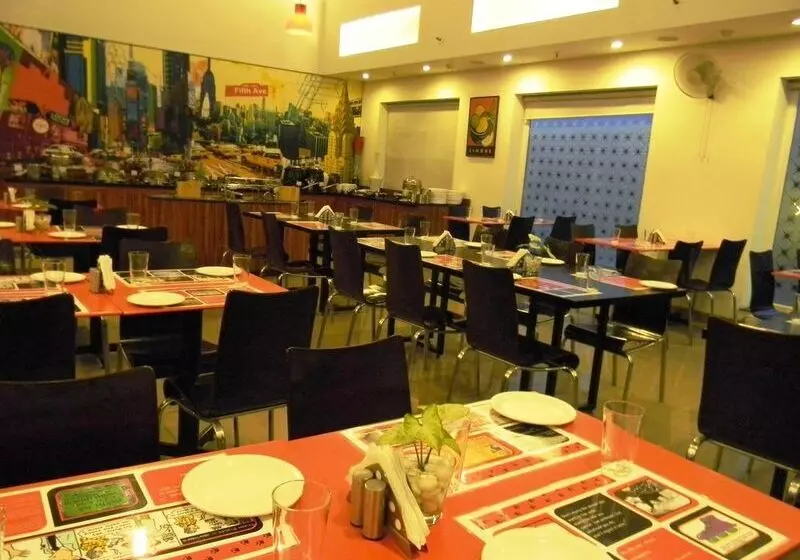 Fotos del hotel Red Fox Hotel East Delhi:  4