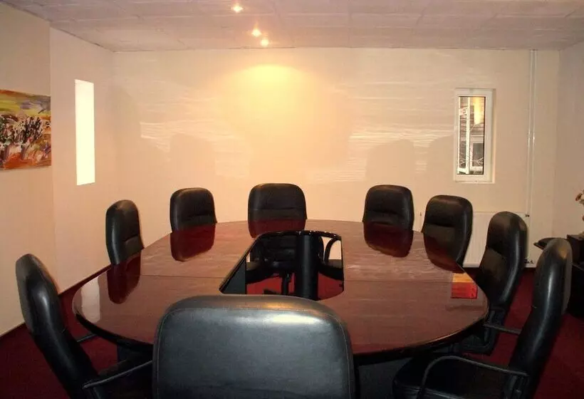 Fotos del hotel Senator:  11