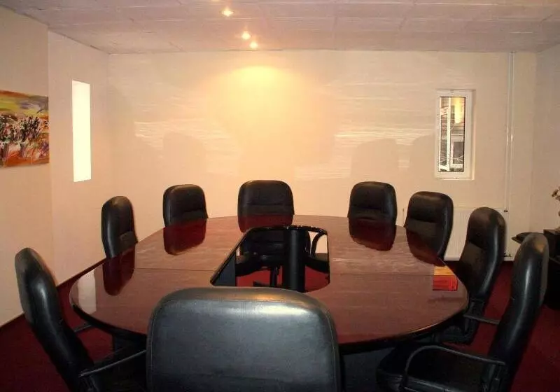 Fotos del hotel Senator:  5