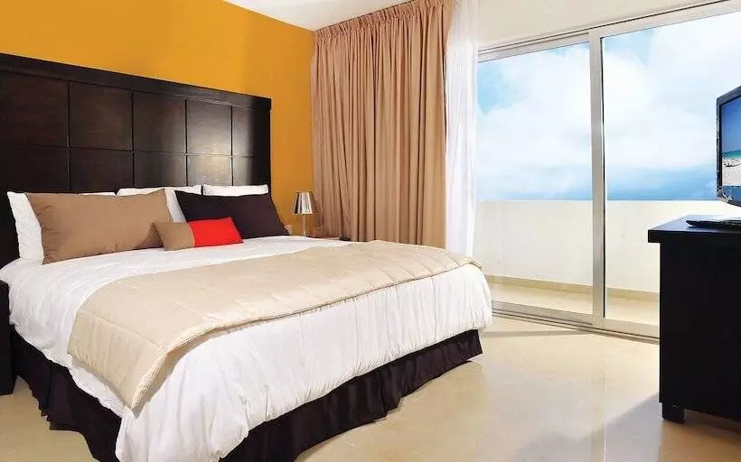 Fotos del hotel Bambu Suites:  22