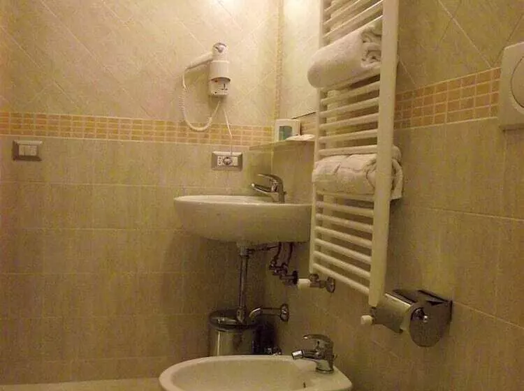 Fotos del hotel Elide:  9