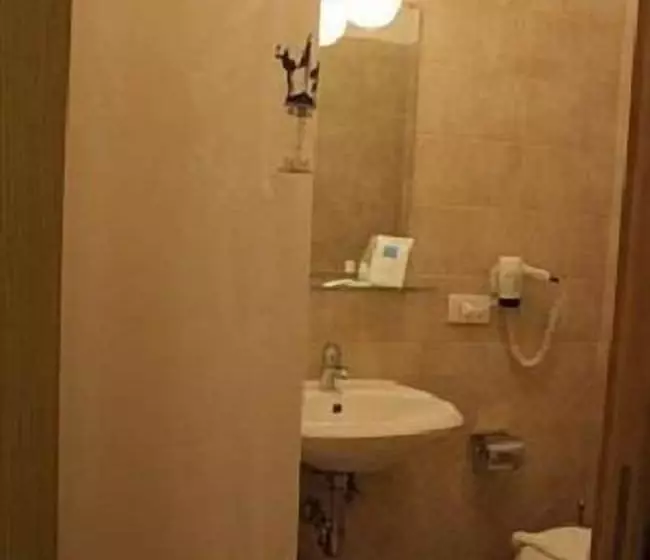 Fotos del hotel Elide:  11