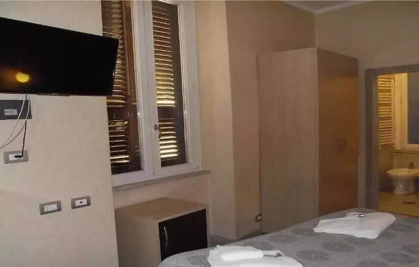 Fotos del hotel Elide:  18