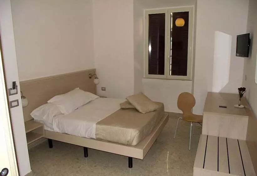 Fotos del hotel Elide:  7