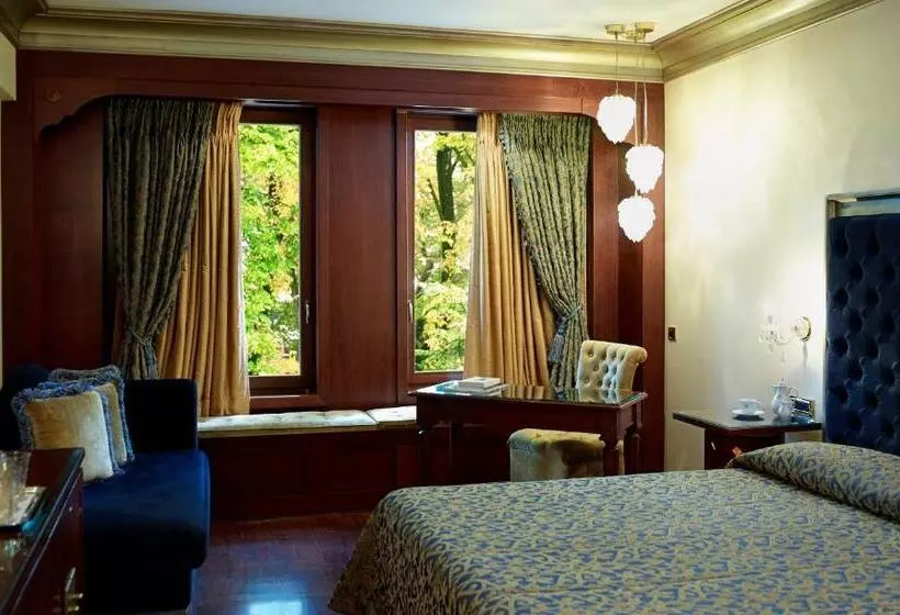 Grand Serai Congress And Spa