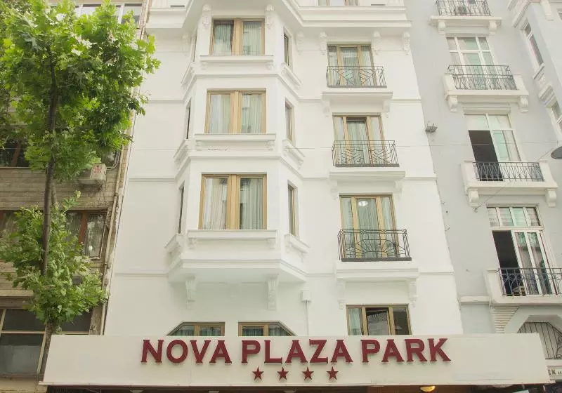 Nova Plaza Park