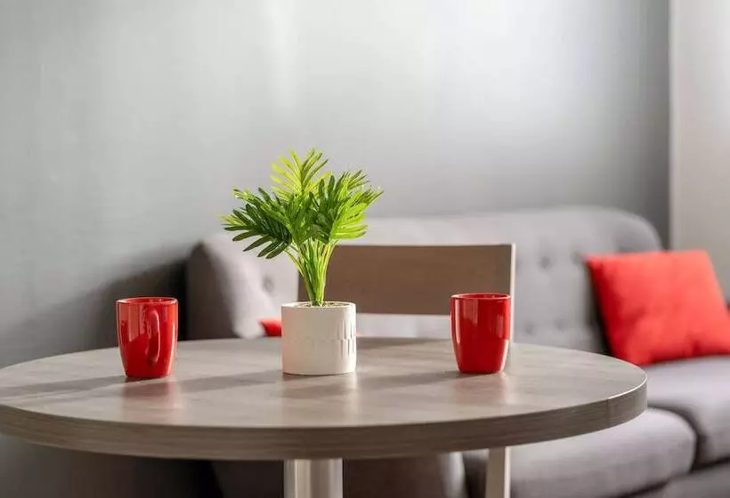 Fotos del hotel Zenitude Hôtel-résidences Nantes Métropole:  2