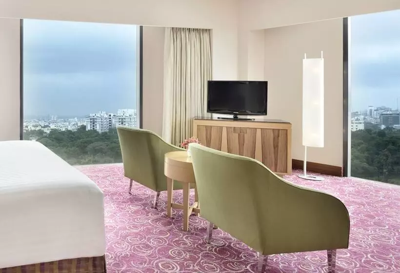 Fotos del hotel Courtyard By Marriott Hyderabad:  10