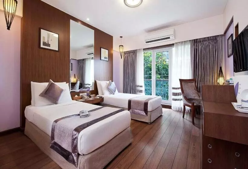 Fotos del hotel Grand Residency  & Serviced Apartments:  15