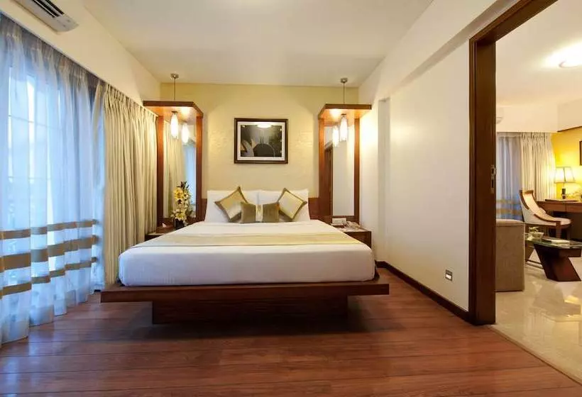 Fotos del hotel Grand Residency  & Serviced Apartments:  13