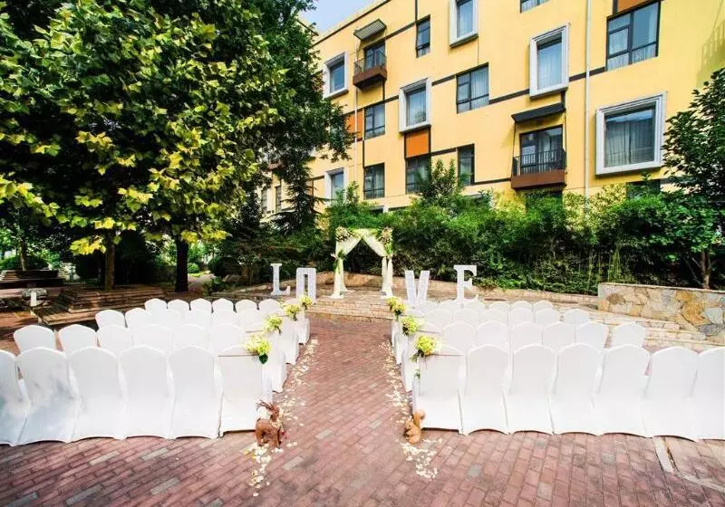 Fotos del hotel Mercure Beijing Downtown:  8