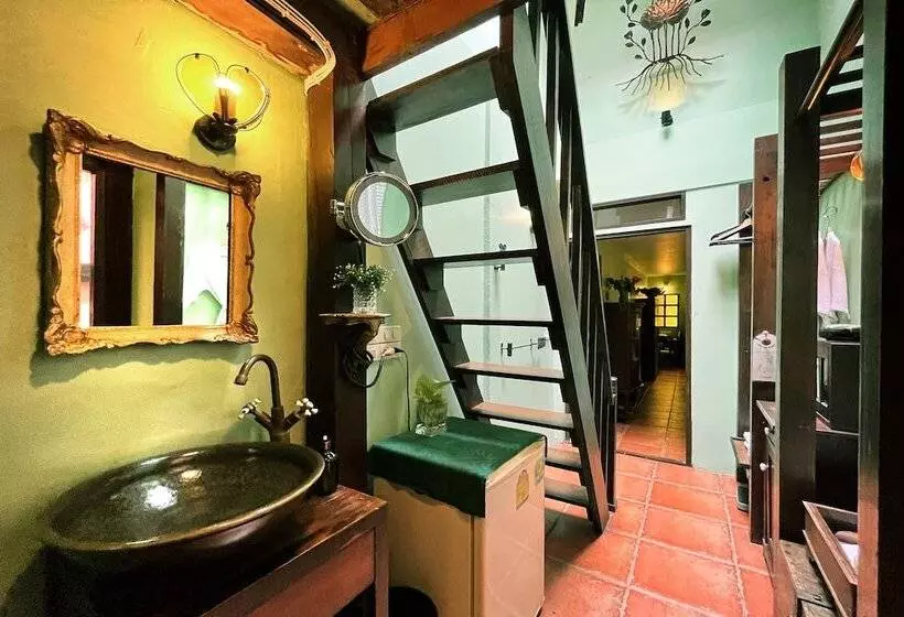 Fotos del hotel Old Capital Bike Inn  Sha Certified:  21