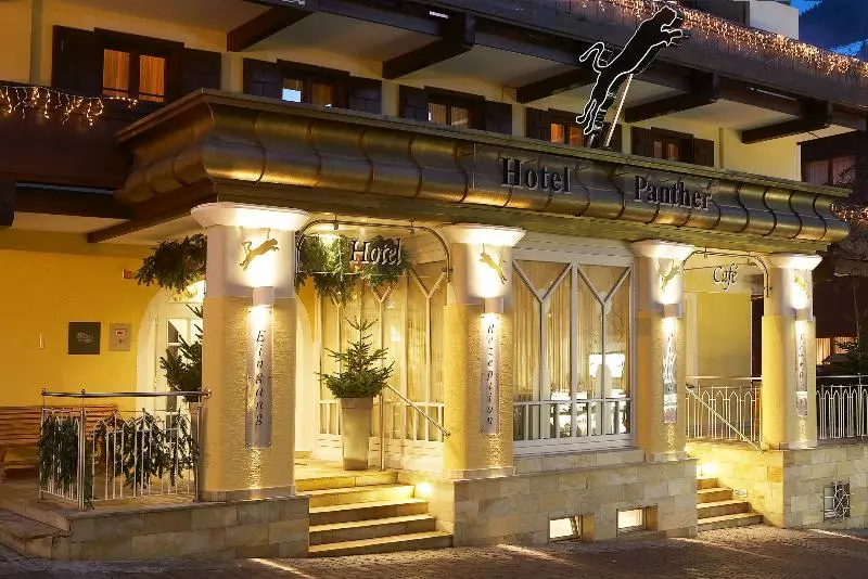 Fotos del hotel Panther'a:  6