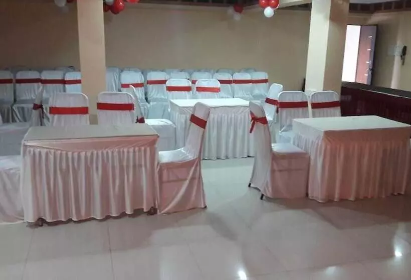 Fotos del hotel Three Star Pvt Ltd:  11