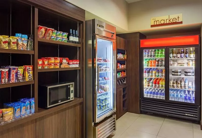 Fotos del hotel Courtyard By Marriott Miami Airport:  24