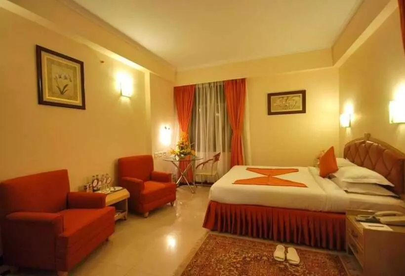 Fotos del hotel The Senator:  16