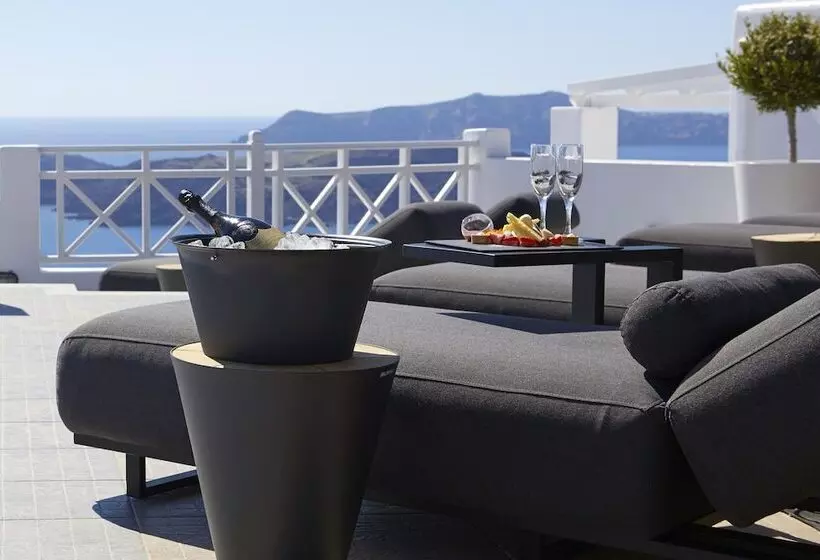 Fotos del hotel Petit Palace Suites:  12