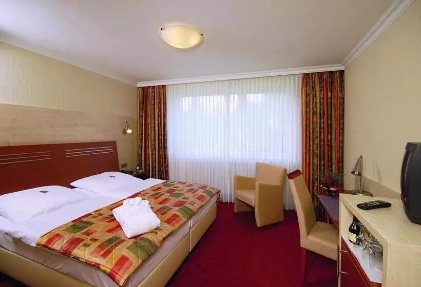 Fotos del hotel Garten Ponick:  11