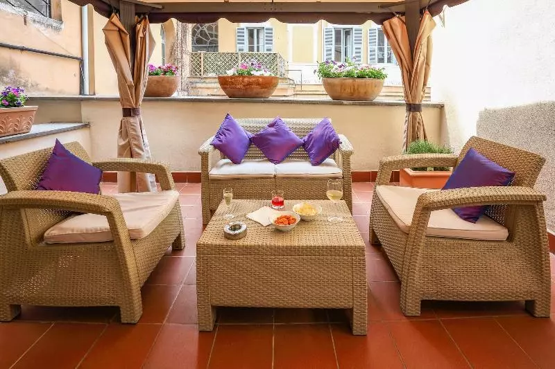 Fotos del hotel History Suite:  3