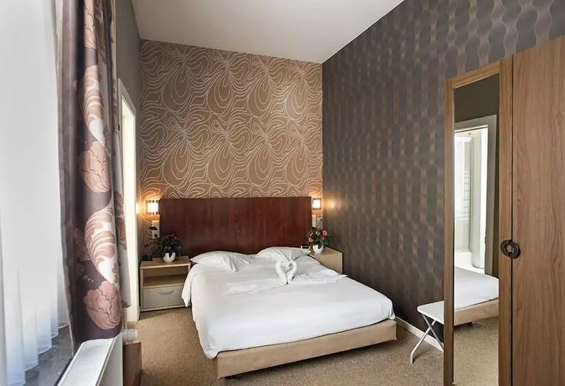 Fotos del hotel Hotel Cathedral:  17