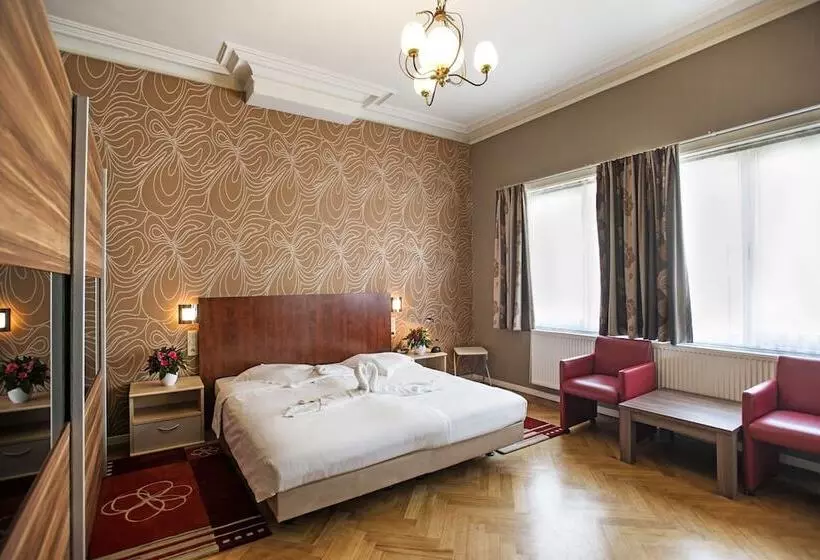 Fotos del hotel Hotel Cathedral:  11