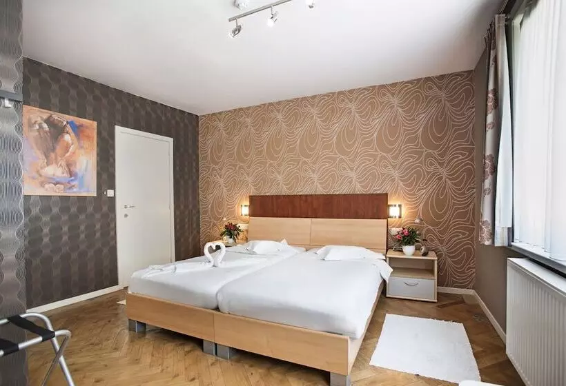 Fotos del hotel Hotel Cathedral:  15