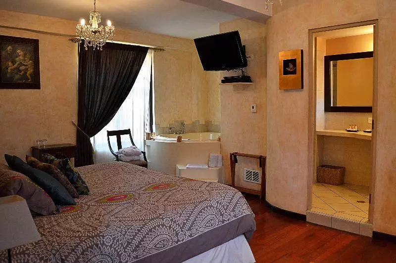 Andean Wings Boutique