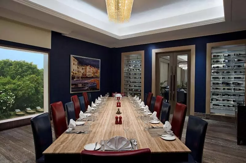 Fotos del hotel Le Meridien Gurgaon, Delhi Ncr:  25