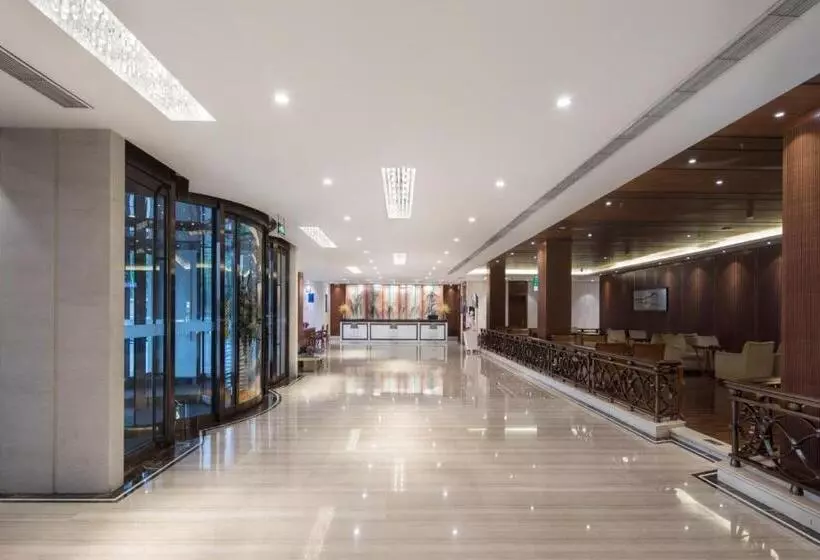 Fotos del hotel Ramada By Wyndham Beijing Airport:  2