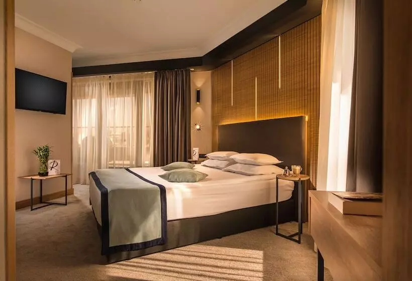 Fotos del hotel Rosslyn Thracia:  2