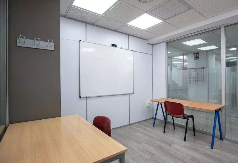 Fotos del hotel Albergue Juvenil Colegio Mayor Galileo Galilei:  6