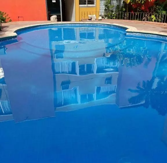 Fotos del hotel Suites Cancun Center:  12