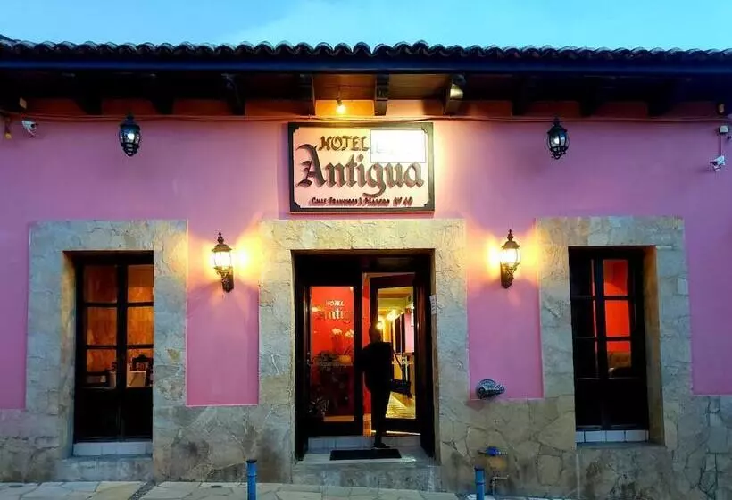 Fotos del hotel Antigua:  14