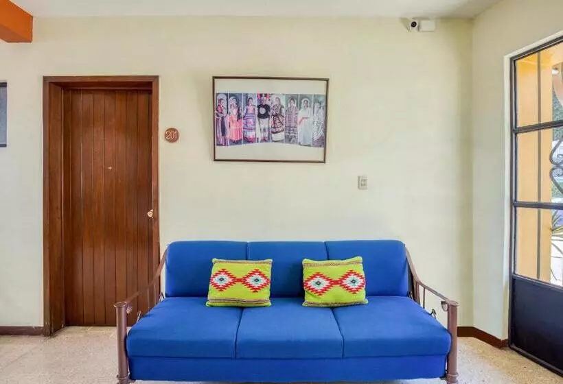 Fotos del hotel Capital O Parador Crespo:  24