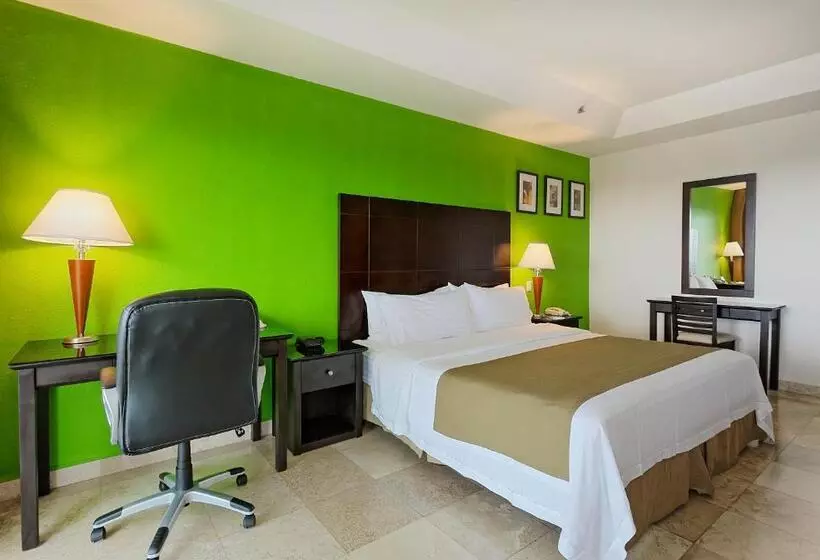 Fotos del hotel Holiday Inn Campeche, An Ihg:  2