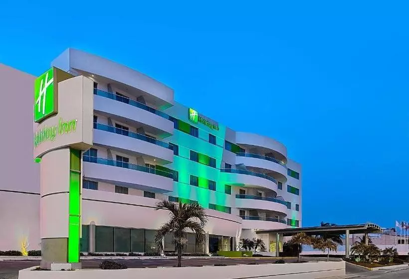 Fotos del hotel Holiday Inn Campeche, An Ihg:  7