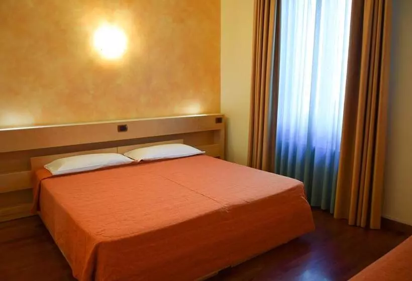 Fotos del hotel Hotel Losanna:  16