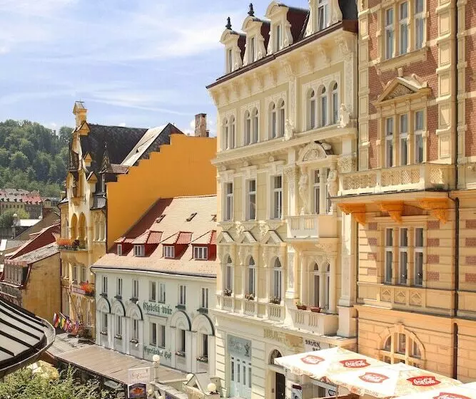 Fotos del hotel Heluan:  12