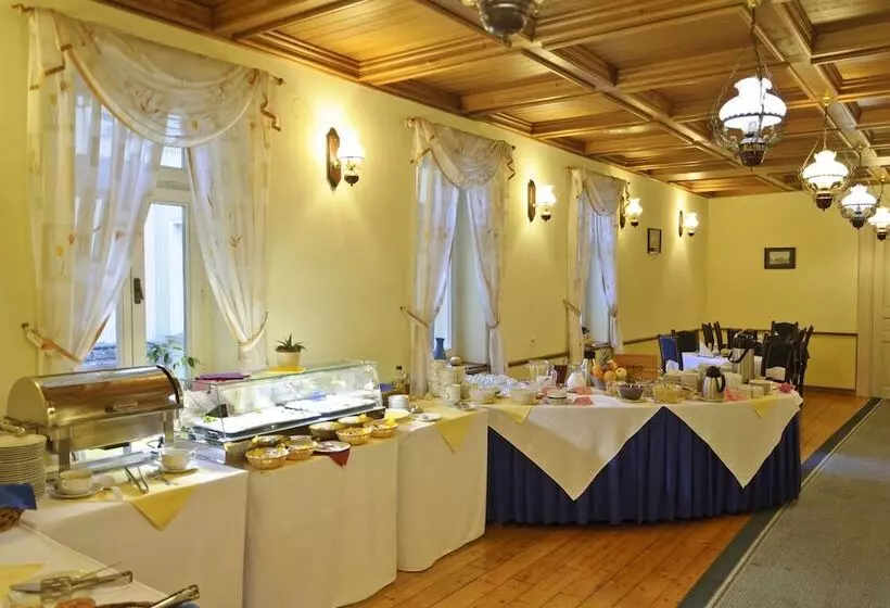 Fotos del hotel Heluan:  15