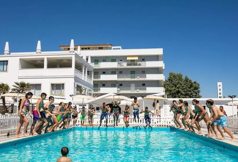 Fotos del hotel Promenade Universale:  2